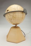 Raymond Loewy Colonial ”New World” Globe Radio Model 702